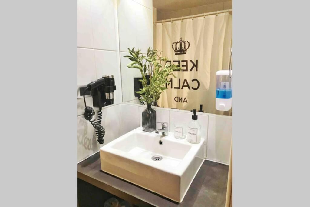 Moderno Y Comodo Departamento *
